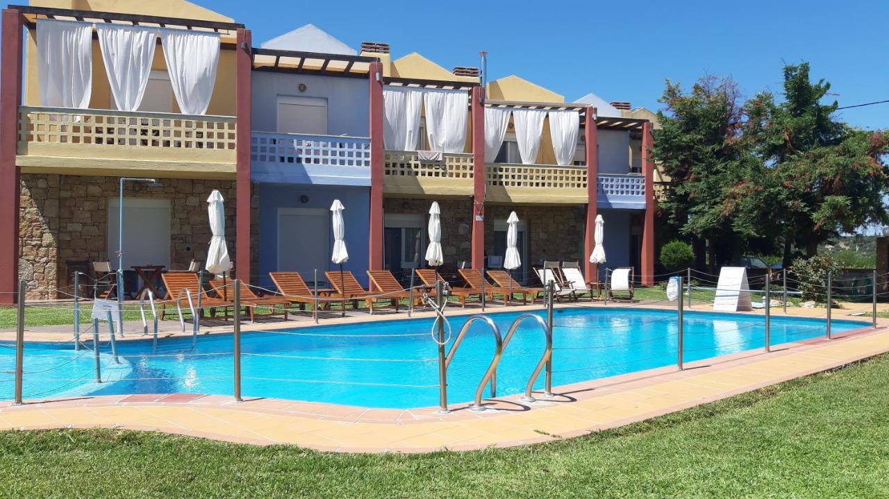 פוסידי Ydna Family Hotel Apartments מראה חיצוני תמונה