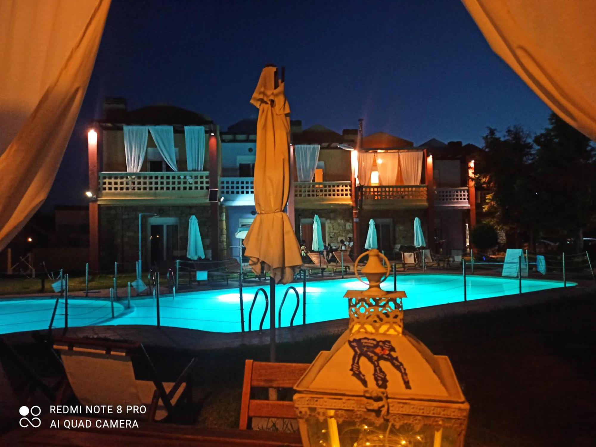פוסידי Ydna Family Hotel Apartments מראה חיצוני תמונה